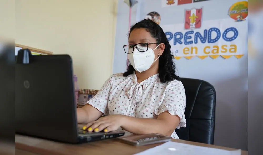 Programa fortalecerá competencias de maestros en el uso de entornos digitales para consolidar su papel mediador en la enseñanza a distancia. Foto: Minedu