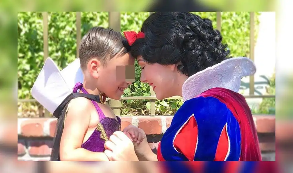 La mamá de un niño de 4 años hizo realidad su deseo y lo ‘convirtió’ en sus princesas favoritas de Disney. Foto: Instagram.