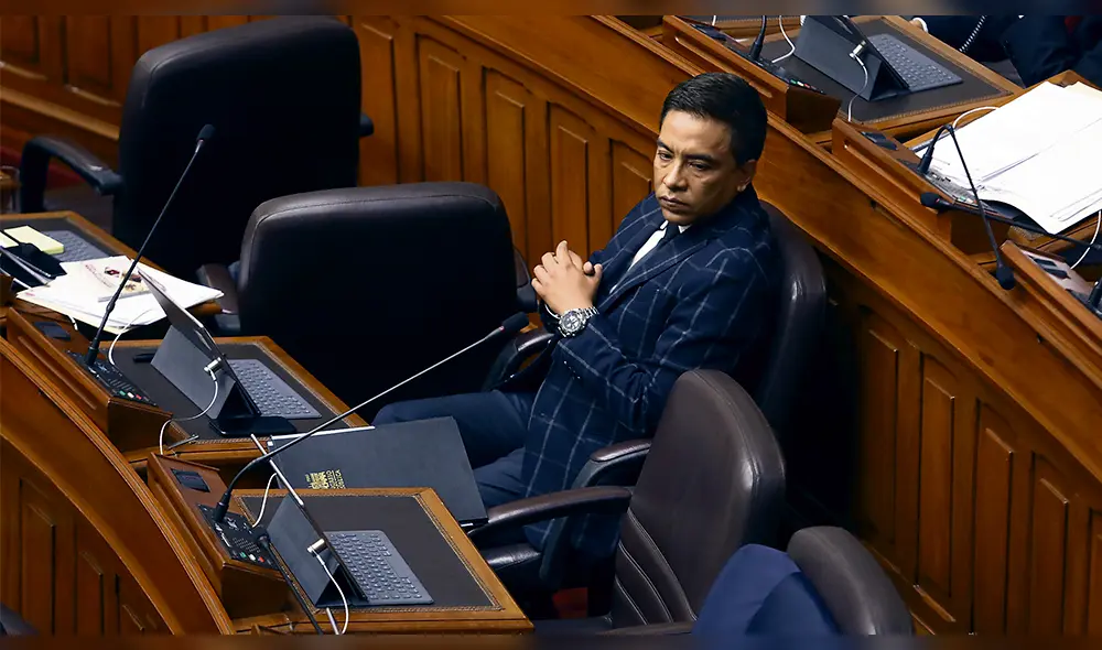 Fiscal de la Nación denuncia por tráfico de influencias a Vieira