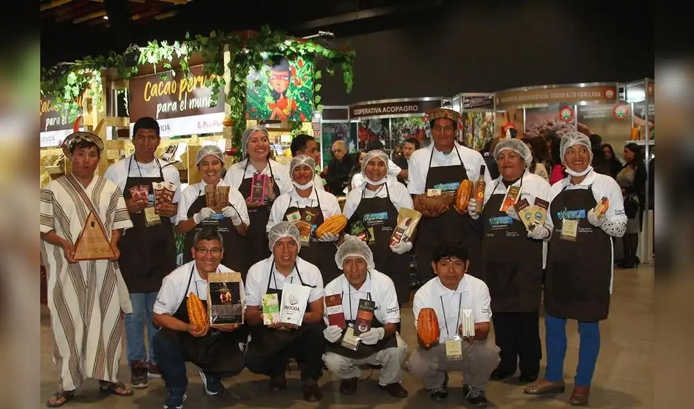 Productores de la frontera entre Perú y Colombia participan en Salón del Cacao y Chocolate Productores de la frontera entre Perú y Colombia participan en Salón del Cacao y Chocolate