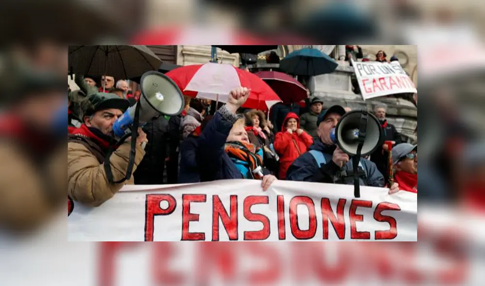 Jubilados protestan en calles de Madrid y Barcelona por pensiones dignas [VIDEO]