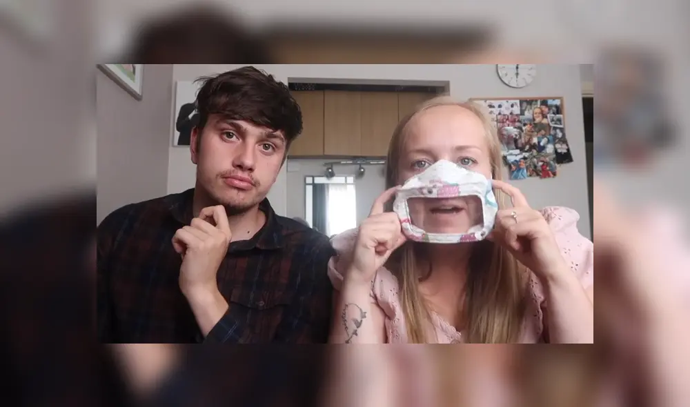 Una mujer diseñó unas mascarillas transparentes y su hija se encargó de darlas a conocer. Foto: YouTube