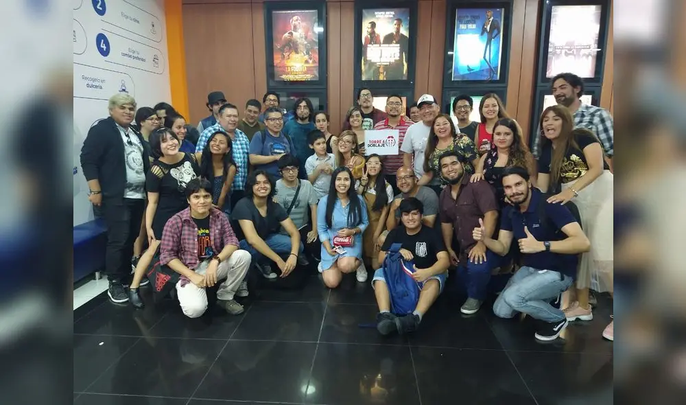 Elenco de Torre A el día de la función