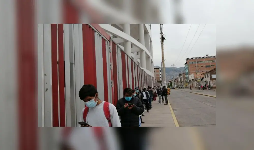 Varios varados creyeron que este 4 de mayo saldría un bus de regreso. Foto: Cortesía Varios varados creyeron que este 4 de mayo saldría un bus de regreso. Foto: Cortesía