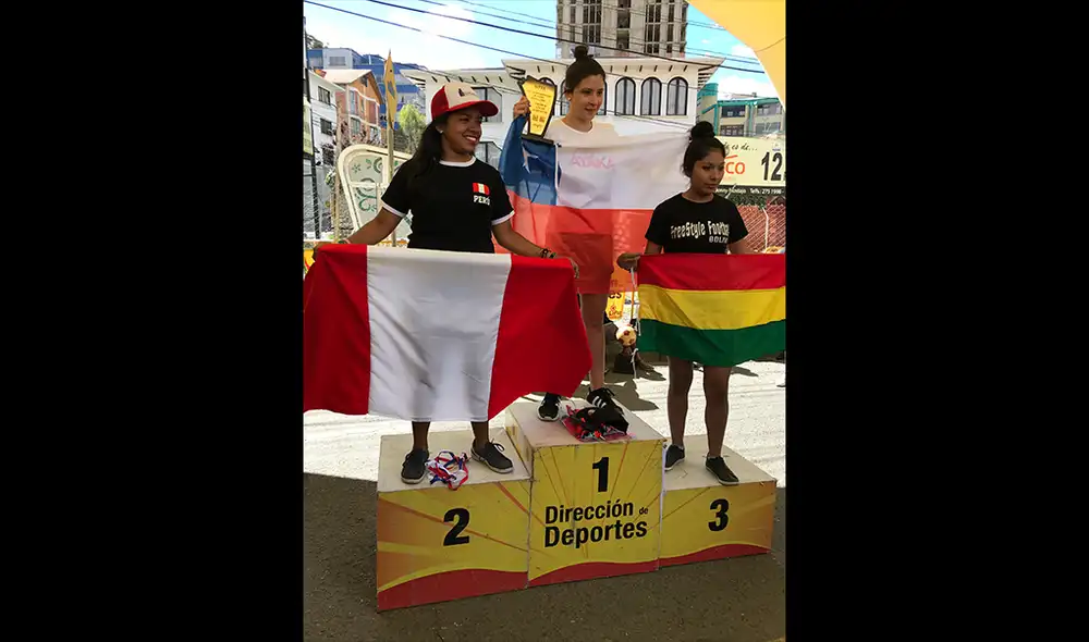 Mishell Loli: de practicar freestyle fútbol en los semáforos a representar al Perú en el torneo más importante. Foto: @moonchildvisual Mishell Loli: de practicar freestyle fútbol en los semáforos a representar al Perú en el torneo más importante. Foto: @moonchildvisual