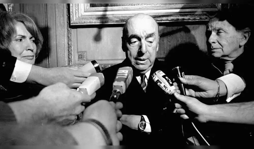 Chile: feminismo rechaza nombrar aeropuerto de Santiago como Pablo Neruda