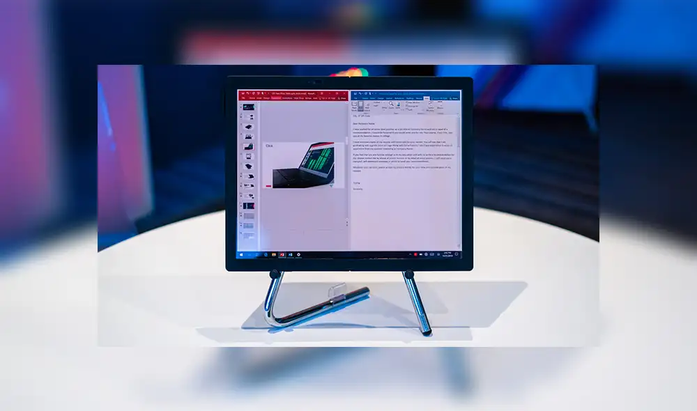 Así luce la nueva ThinkPad X1 Fold de Lenovo, la primera PC con pantalla plegable del mundo. | Foto: The Verge