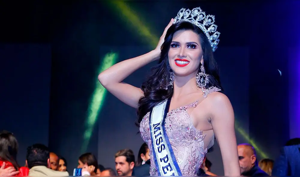 "¿Cómo van a modelar con canciones tristes de José José?", es unod e los comentarios en la red social.