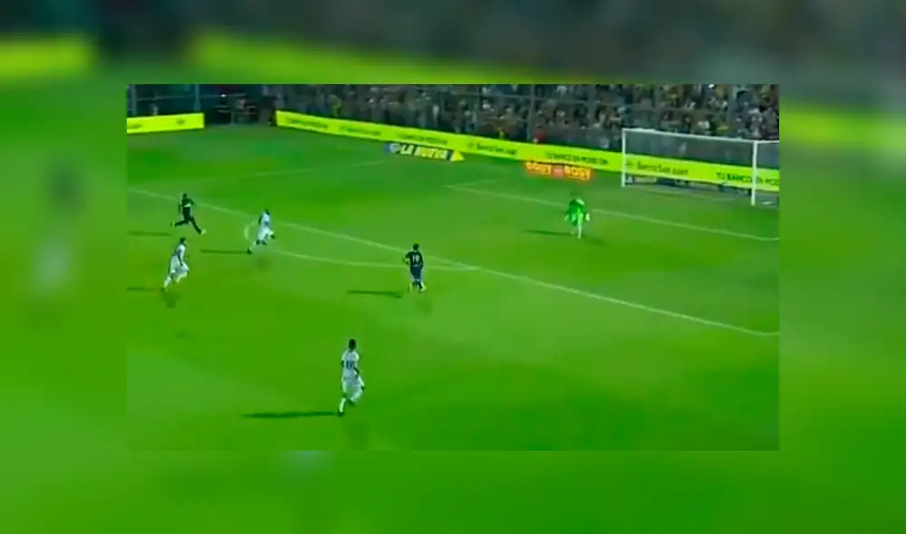 Boca vs San Martín: Mauro Zárate erró mano a mano de forma insólita [VIDEO]