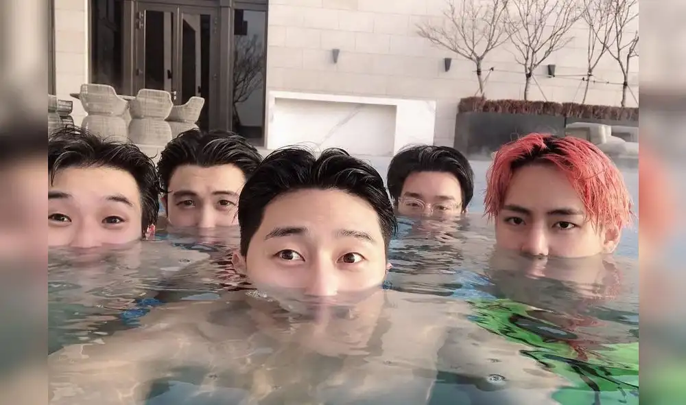 Kim Taehyung de BTS con su famosos amigos del Wooga Squad.