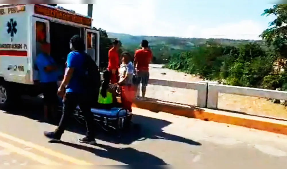 Familiares de la joven son asistidos tras la tragedia.