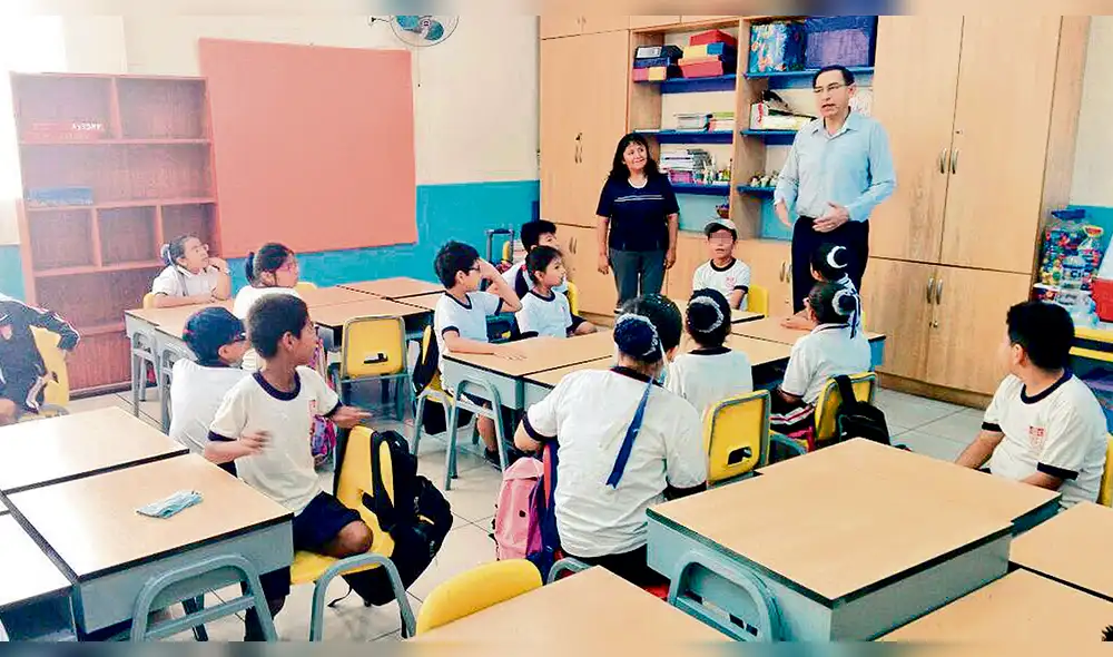 Vizcarra visita a damnificados de Piura y afina labor con ministros y bancada de PPK