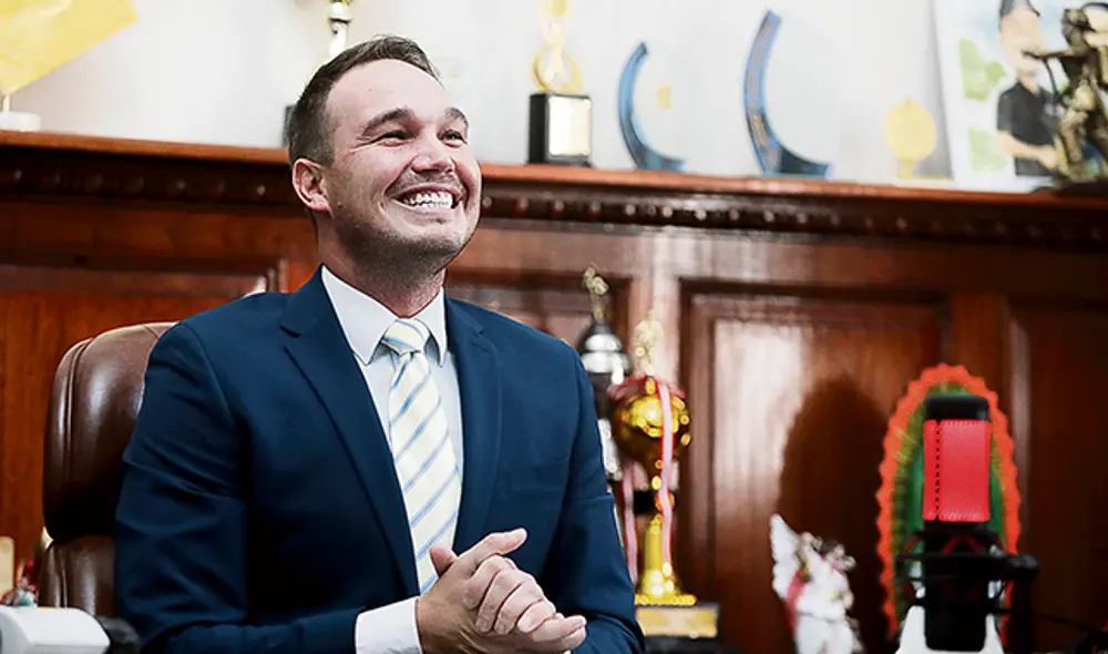 Voceado. George Forsyth habla de lidiar con la burocracia. Voceado. George Forsyth habla de lidiar con la burocracia.