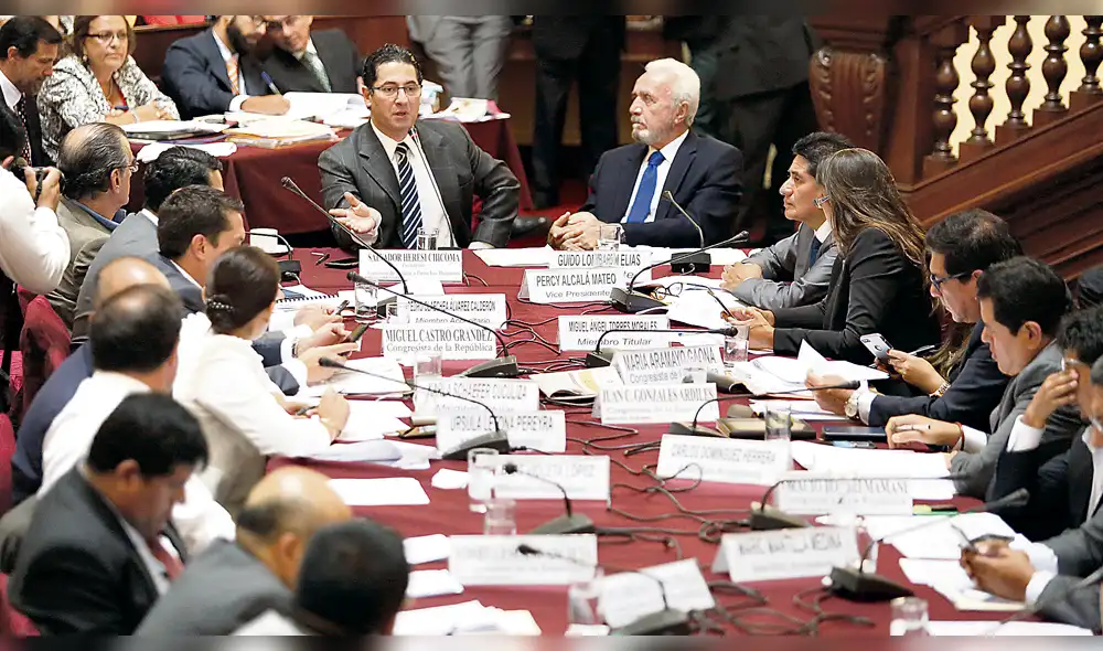 Ley que reemplaza el DU 003 ahora depende del pleno del Congreso