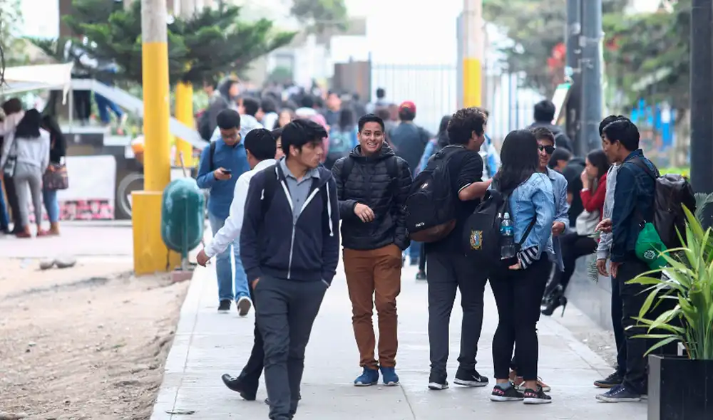Universitarios aún seguirán recibiendo clases de manera remota durante el estado de emergencia sanitaria. Foto: Michael Ramón / La República