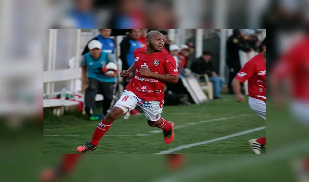 Jorge Molina es pieza clave en el once de Cienciano del Cusco