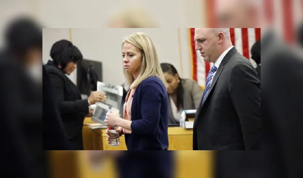 Amber Guyger durante la lectura de su sentencia. Foto: AP