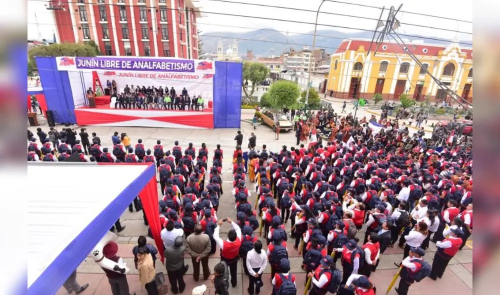 Programa social "Junín Libre de Analfabetismo".