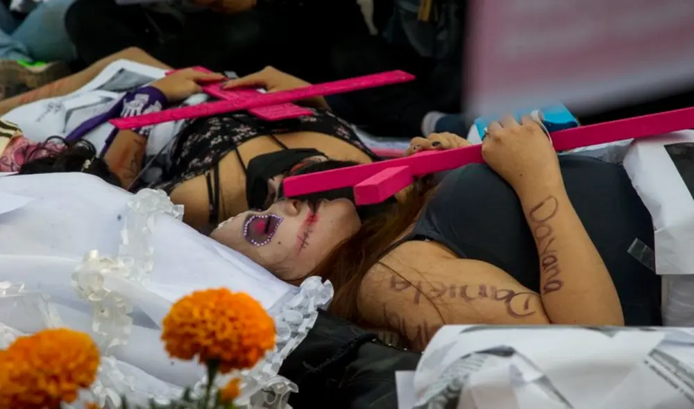 Los 2.240 asesinatos a mujeres representan un promedio diario de 10,5 casos de enero a julio de 2020. Foto: AFP Los 2.240 asesinatos a mujeres representan un promedio diario de 10,5 casos de enero a julio de 2020. Foto: AFP