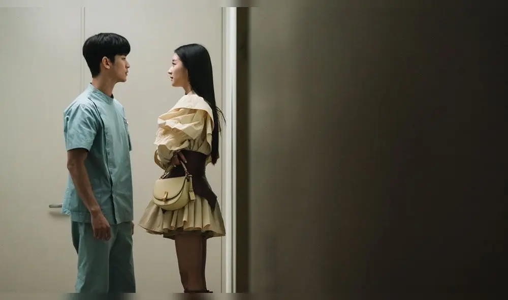 Desliza para ver más fotos de It's okay to not be okay. Créditos: tvN