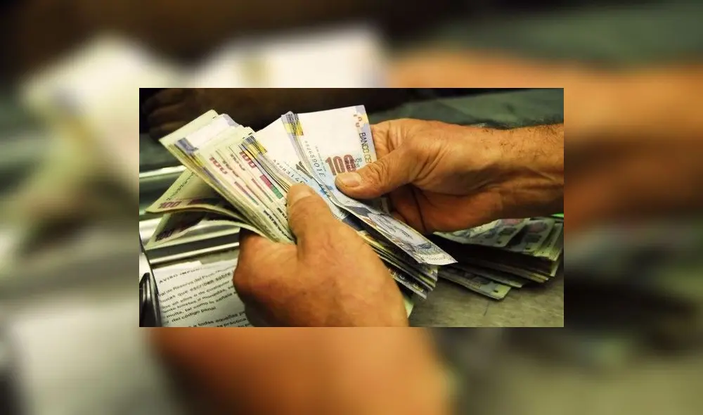 Comienza el debate por posible alza de la RMV