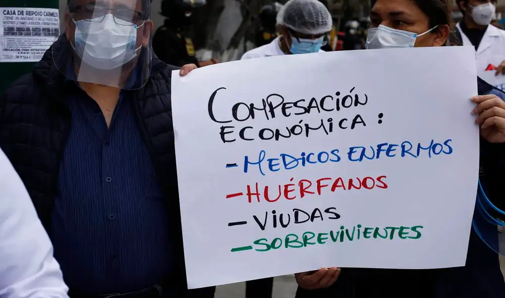 Médicos acatan paro de 48 horas en Jesús María. Foto: Marco Cotrina / La República. Médicos acatan paro de 48 horas en Jesús María. Foto: Marco Cotrina / La República.