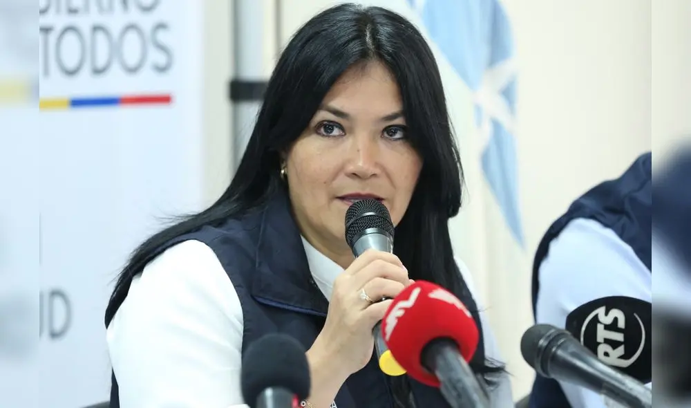 Ministra de Salud de Ecuador denunció que el Gobierno no destinó recursos suficientes. Foto: AFP. Ministra de Salud de Ecuador denunció que el Gobierno no destinó recursos suficientes. Foto: AFP.