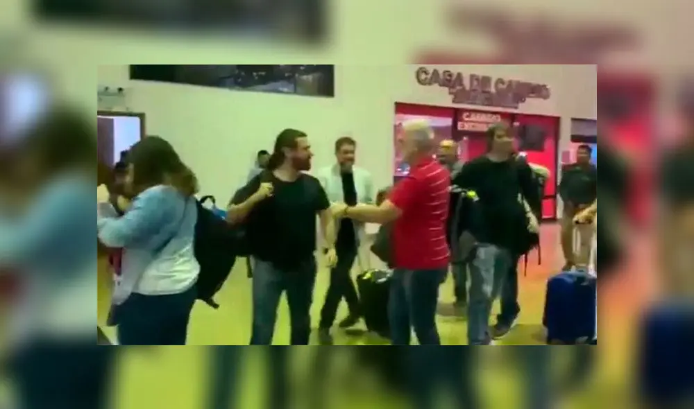 El líder social Juan Grabois fue increpado en el aeropuerto de Santa Cruz de la Sierra. Foto: captura