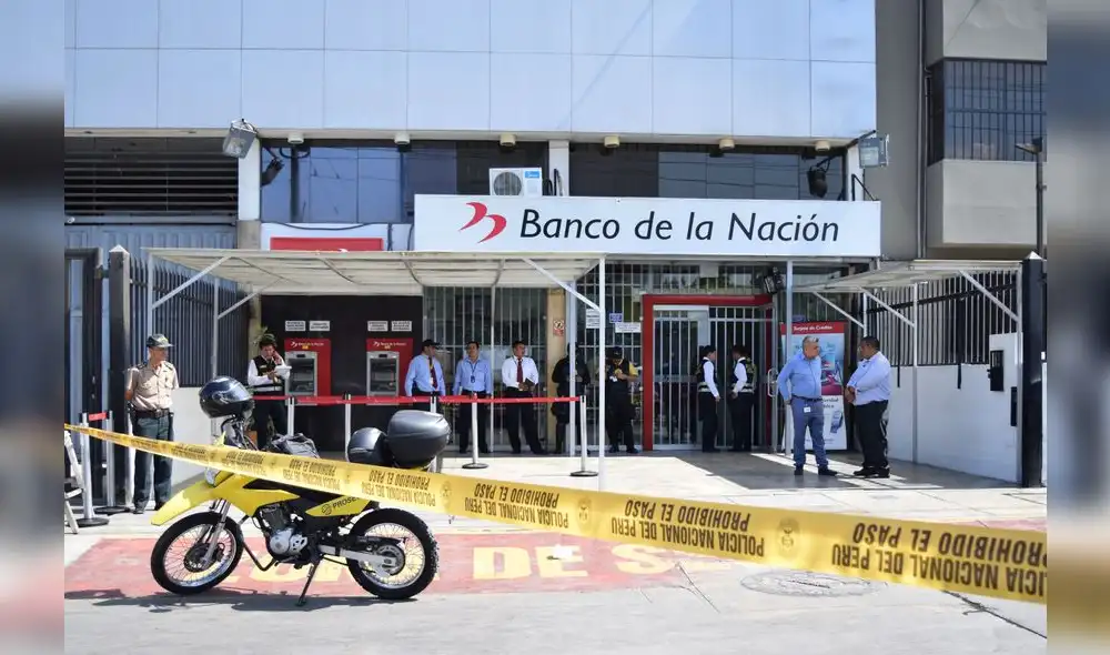 Encapuchados asaltaron banco en solo tres minutos