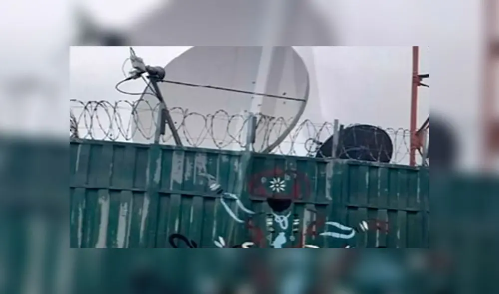 Disparan contra infraestructura de antena de Movistar en el VRAEM. Créditos: Captura Canal N. Disparan contra infraestructura de antena de Movistar en el VRAEM. Créditos: Captura Canal N.