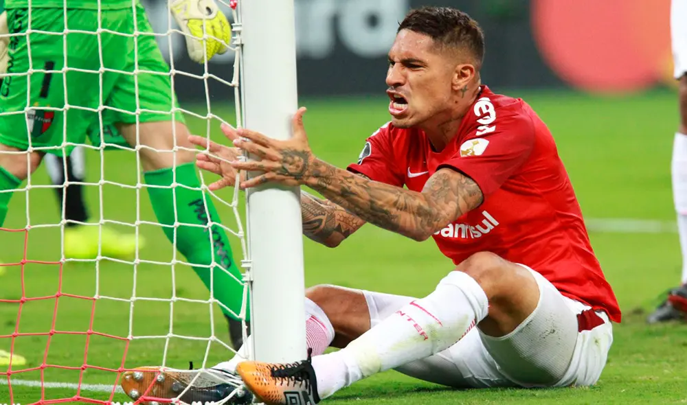 El entusiasmo mostrado por Paolo Guerrero habría descendido drásticamente en los últimos días dentro de los directivos de Boca Juniors. | Foto: EFE