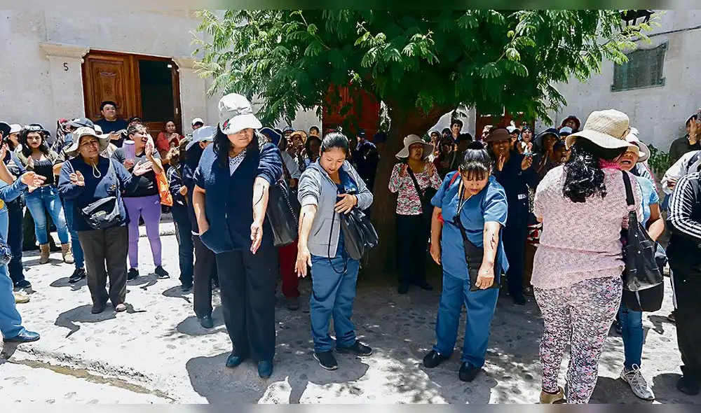 medida. Trabajadores de Fenutssa se desangraron. medida. Trabajadores de Fenutssa se desangraron.