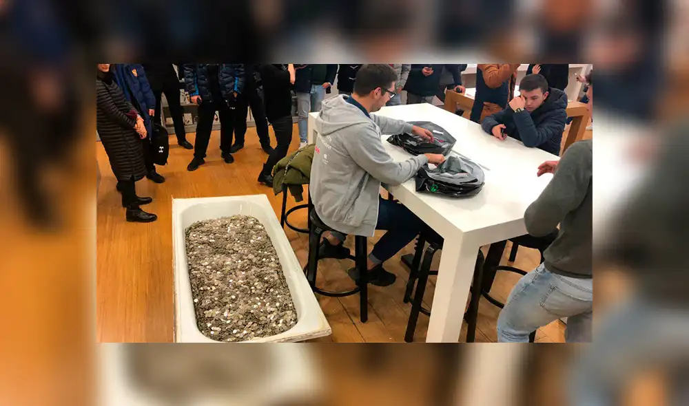 YouTube Viral: Joven asombra a todos al comprar iPhone XS con más de 100 mil monedas
