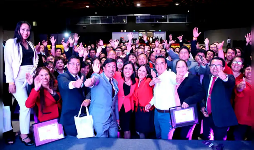 Al Concurso Nacional de Proyectos de Innovación Educativa se presentaron 2 173 proyectos a nivel nacional; no obstante, solo 50 resultaron ganadores.