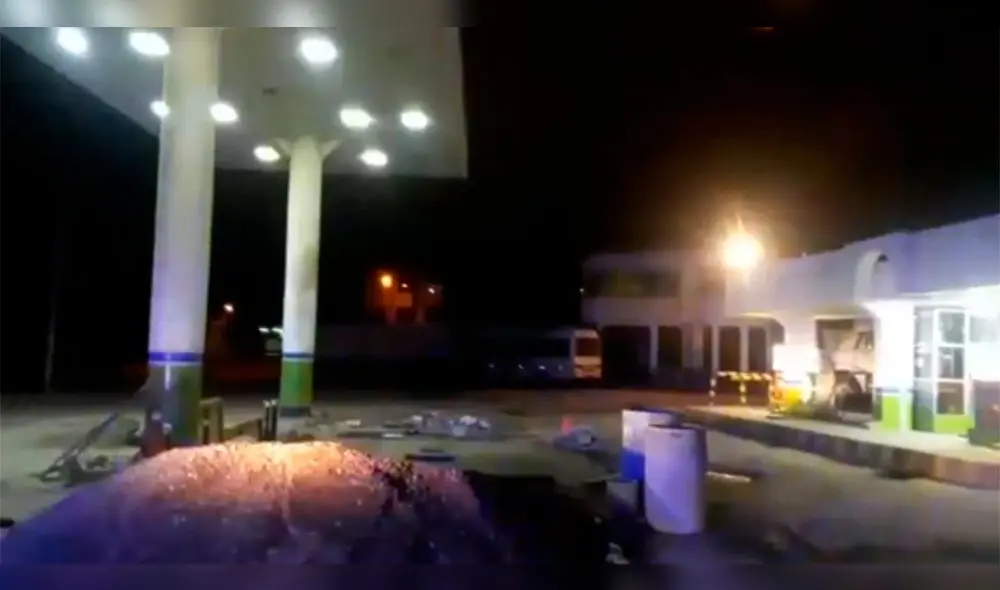 Delincuentes armados asaltan grifo en Juliaca. Delincuentes armados asaltan grifo en Juliaca.