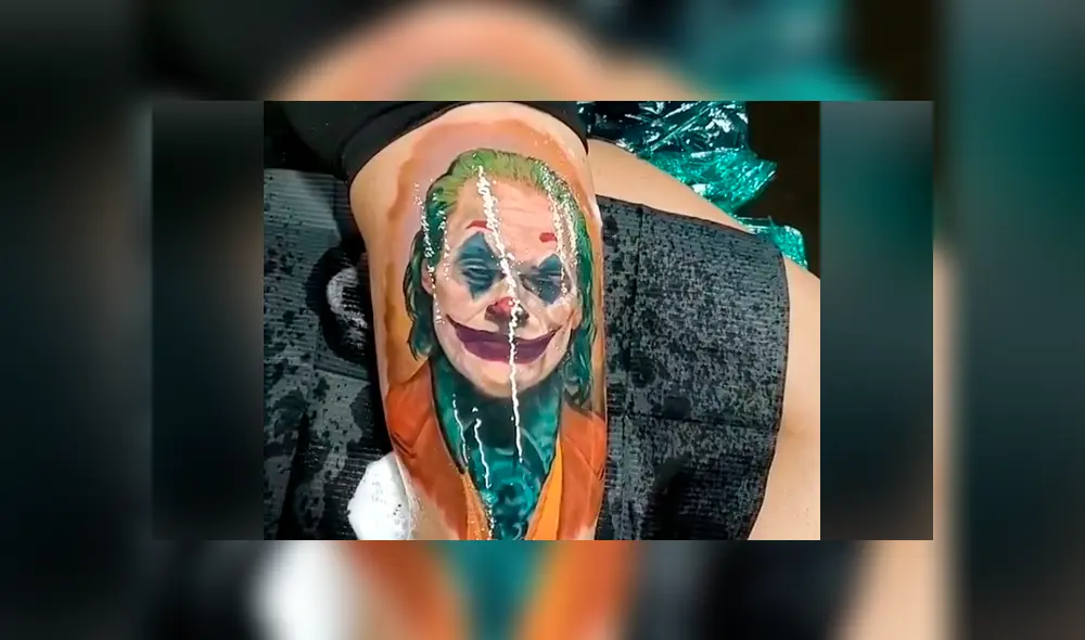 El video viral de Facebook muestra el tatuaje que hizo un joven en su brazo con el rostro del Guasón de Joaquin Phoenix. El video viral de Facebook muestra el tatuaje que hizo un joven en su brazo con el rostro del Guasón de Joaquin Phoenix.
