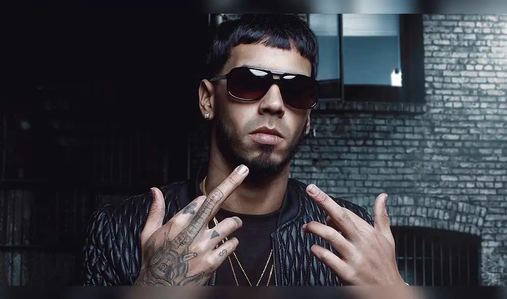 Anuel AA se enfrenta a Ivy Queen tras nombrar reina del reggaetón a Karol G