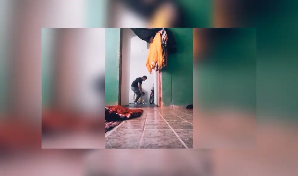 Desliza las imágenes para apreciar la conmovedora escena protagonizada por un joven junto a un perro. Desliza las imágenes para apreciar la conmovedora escena protagonizada por un joven junto a un perro.