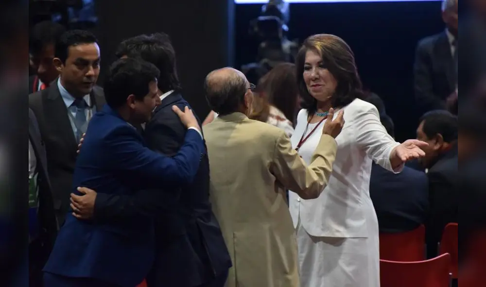 JNE entregó credenciales a los 130 congresistas electos [VIDEO]