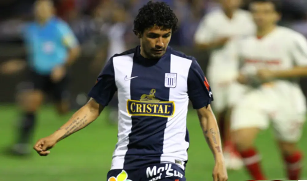 Reimond Manco debutó en la primera división en Alianza Lima el 2007.