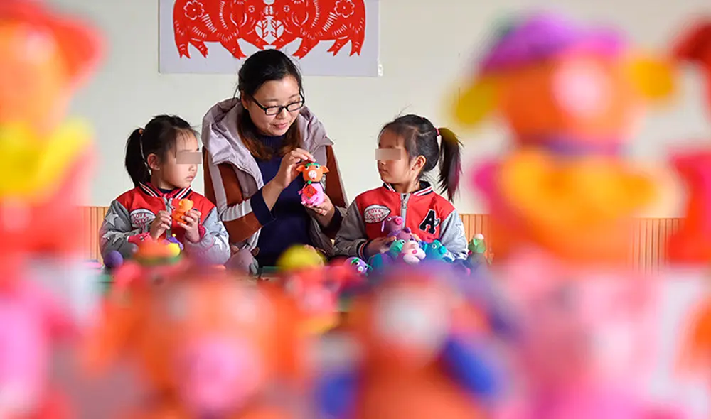 La profesora agregó nitrito de sodio en el desayuno de los alumnos para vengarse de uno de sus colegas. Foto: Global Look Press / Referencial La profesora agregó nitrito de sodio en el desayuno de los alumnos para vengarse de uno de sus colegas. Foto: Global Look Press / Referencial