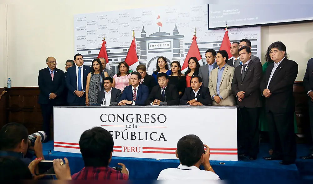 Bancada de Keiko se divide por las reformas que impulsa el Gobierno 