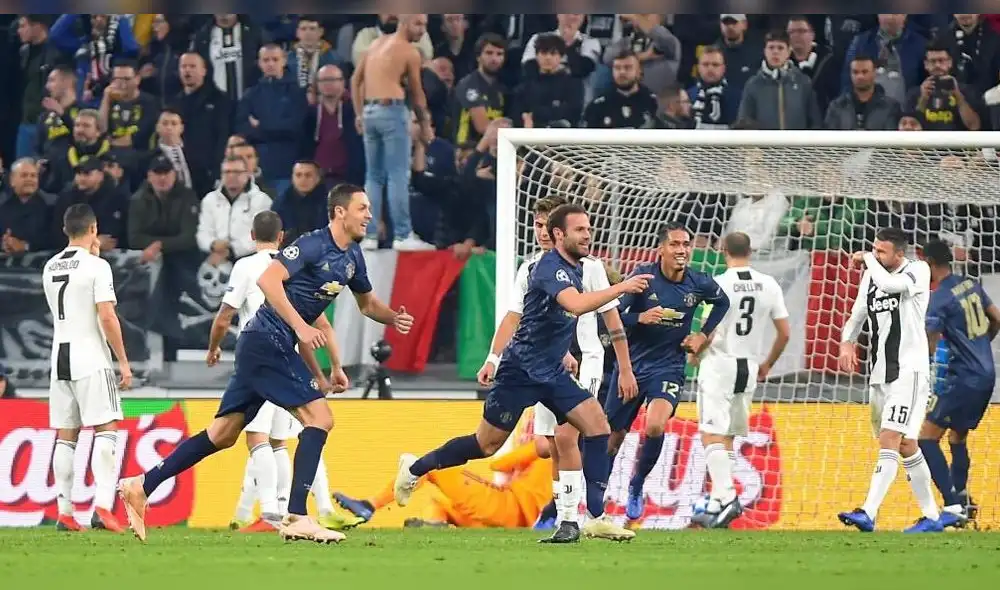 Cristiano anotó para Juventus pero cayó 2-1 ante el Manchester United por la Champions [RESUMEN]
