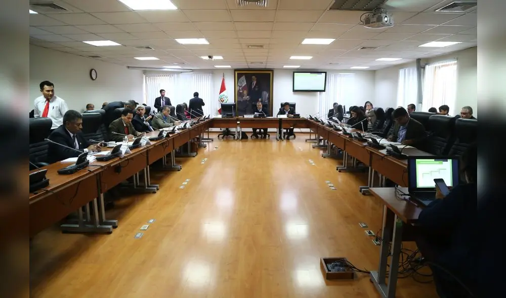 Perú avanza en la regulación de los plásticos de un solo uso