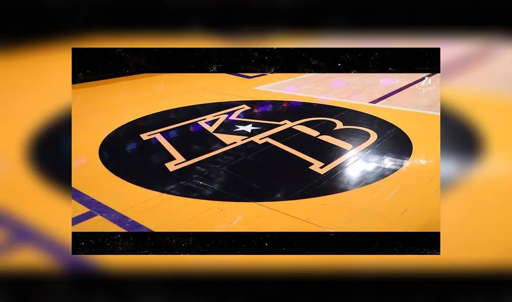 Homenaje a Kobe Bryant: los Lakers regalan 20 000 camisetas del exbasquetbolista en el Staples Center