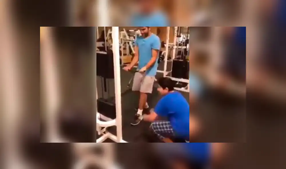 Facebook viral: Chico va al gimnasio junto a su hermano menor y este le juega pesada broma [VIDEO]