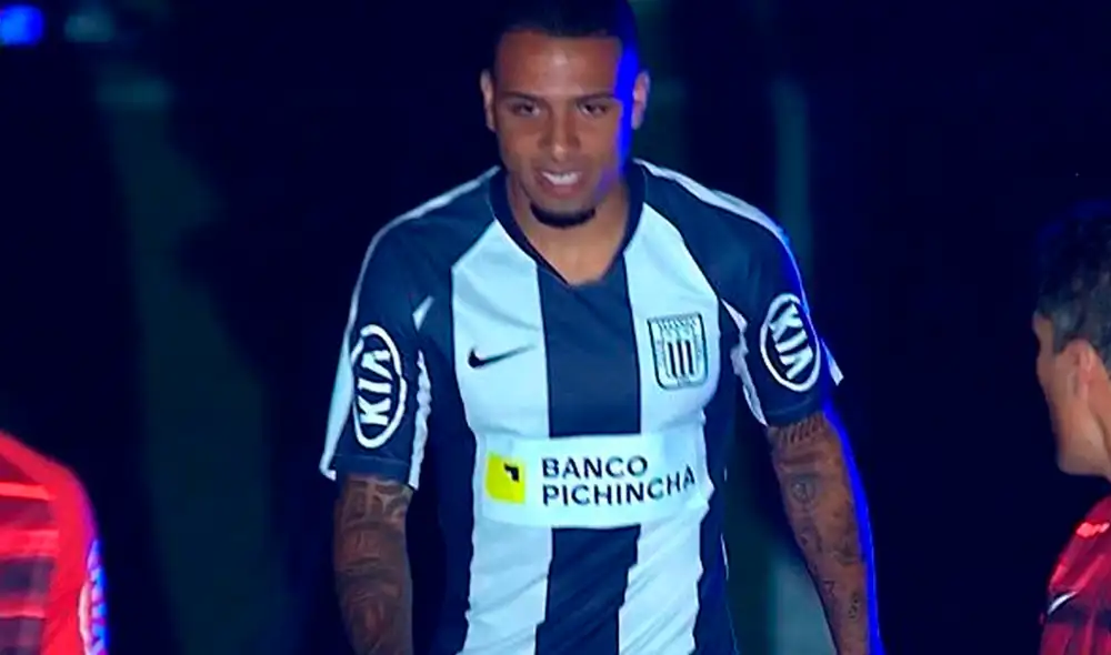 El futbolista de Alianza Lima Alexi Gómez respondió algunas preguntas de sus seguidores en Instagram durante la cuarentena. El futbolista de Alianza Lima Alexi Gómez respondió algunas preguntas de sus seguidores en Instagram durante la cuarentena.