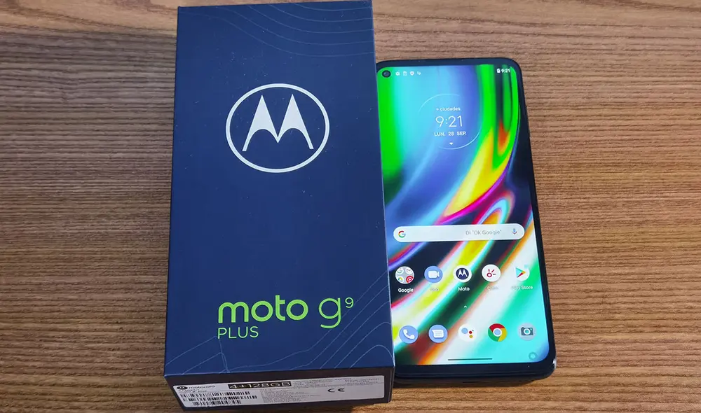 Vista frontal de la caja del Moto G9 Plus. Foto: Edson Henriquez