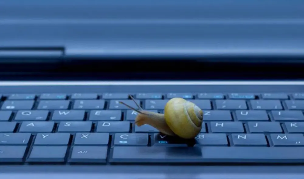 Los usuarios suelen posponer la actualización del sistema operativo de su laptop. Foto: Genbeta Los usuarios suelen posponer la actualización del sistema operativo de su laptop. Foto: Genbeta