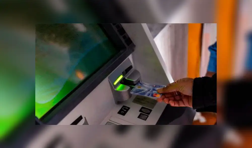 Cajero automático presentó falla técnica.